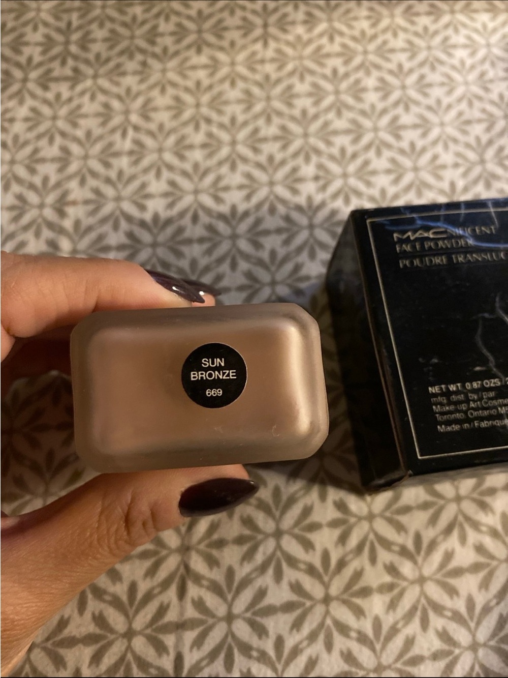 MAC Cosmetics Face Powder VINTAGE! - Picture 2 of 3
